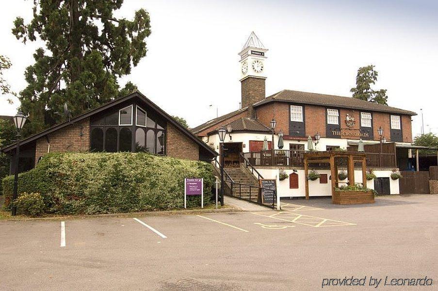 ホテル Crossroads By Chef & Brewer Collection Weedon Bec エクステリア 写真